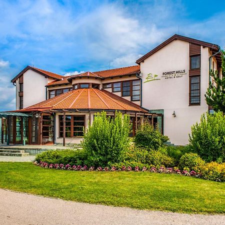 Szarvaskut Hotel Zirc Exterior foto